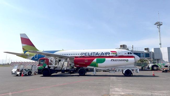 Momen Perdana Terbang Pelita Air dengan SAF pada Rute Denpasar-Jakarta